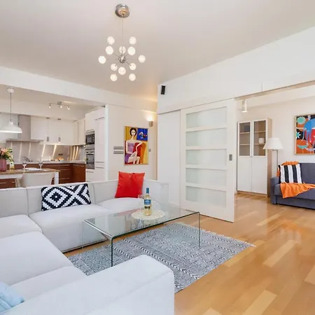 Kazimierz Trynitarska By Renters Apartment Krakow